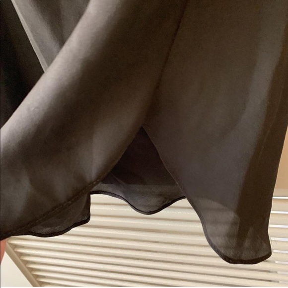 ✨SOLD✨ Haute Hippie Dark Graphite Silk Cowl Top - Picture 8 of 8